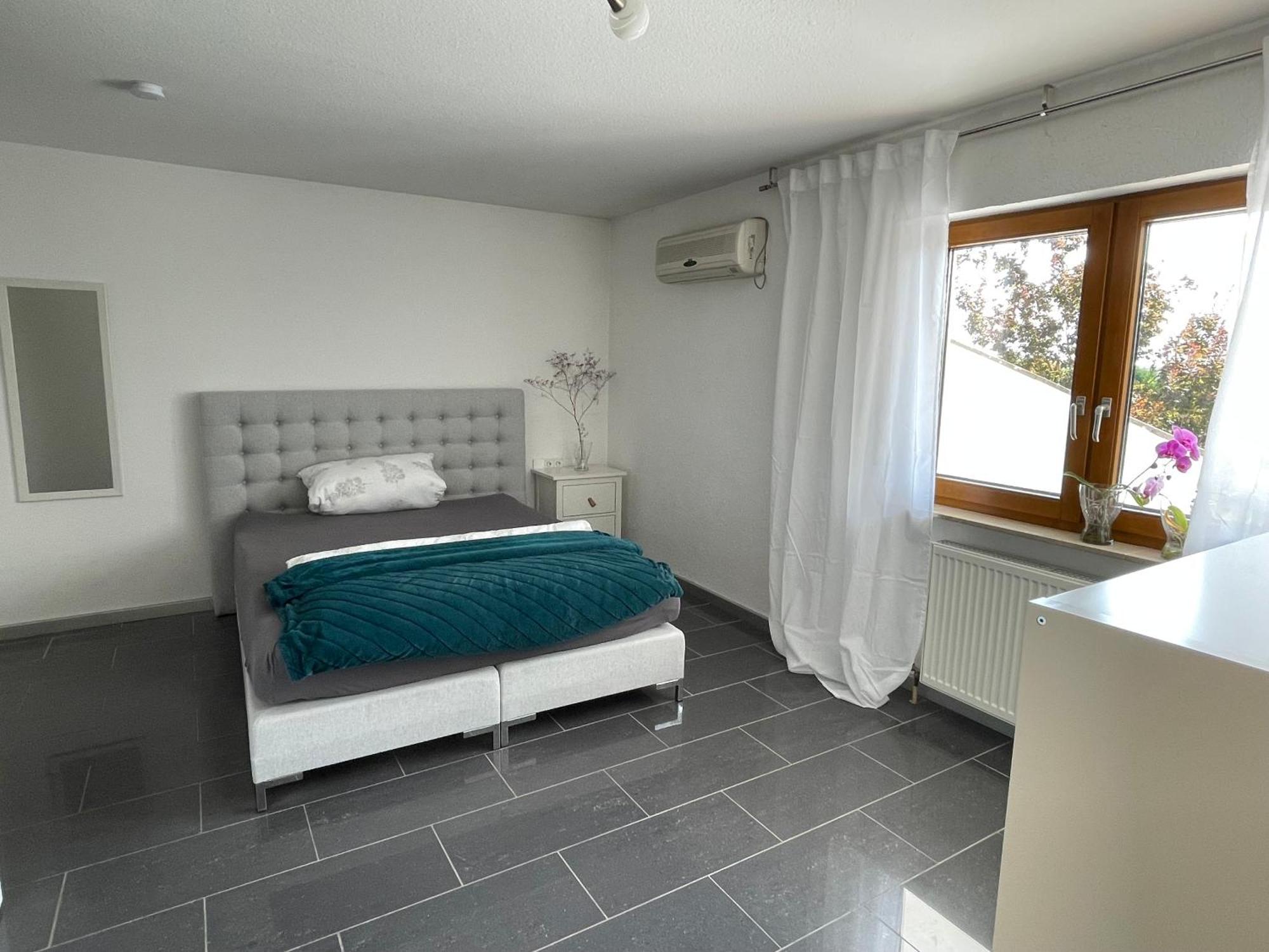 Haus Valentina 1 Apartment Bad Bergzabern Bagian luar foto